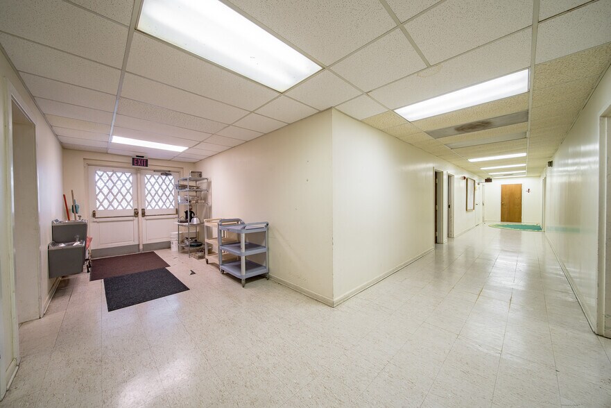 More Photos Of 4323 Primrose Rd, Columbus Religious Facility For Sale