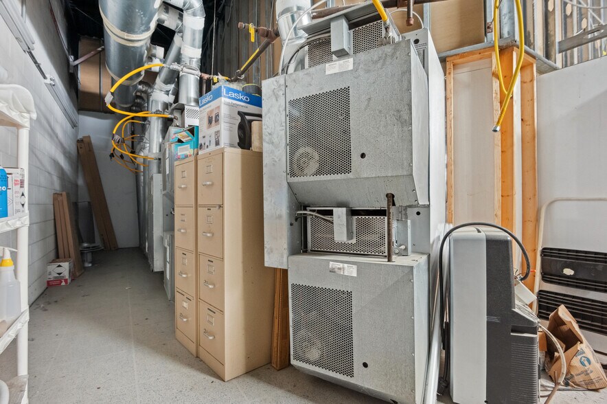 More Photos Of 4314 Henderson Dr, Jacksonville Freestanding For Sale