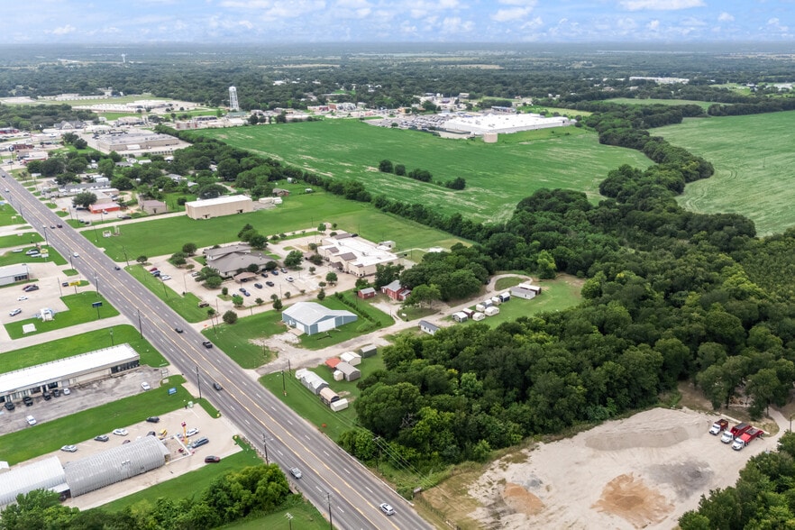 More Photos Of 766 E Quinlan Pky, Quinlan Land For Sale