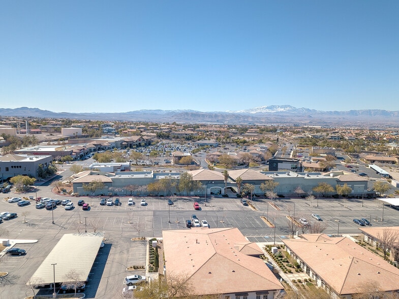 More Photos Of 2550 Anthem Village Dr, Henderson Unknown For Lease