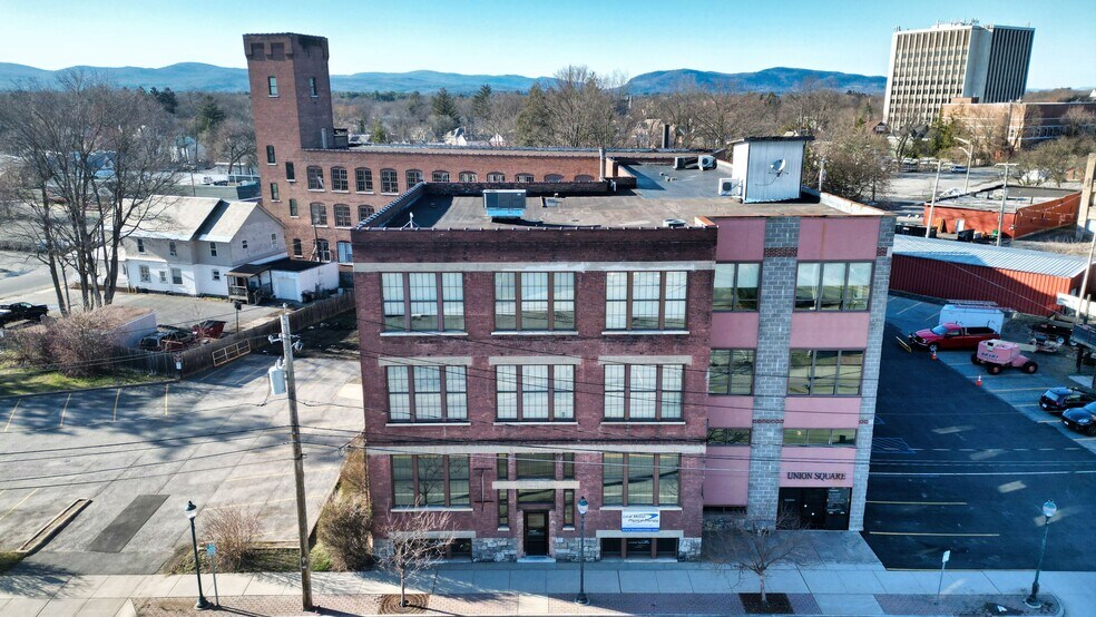 More Photos Of 9-11 Broad St, Glens Falls Office For Lease