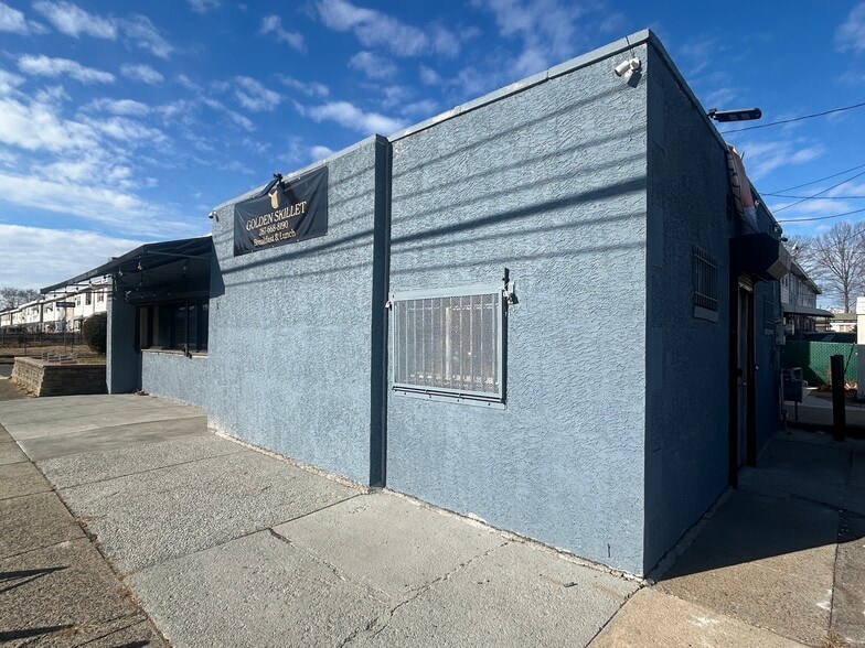 More Photos Of 4655 Benson St, Philadelphia Apartments For Sale