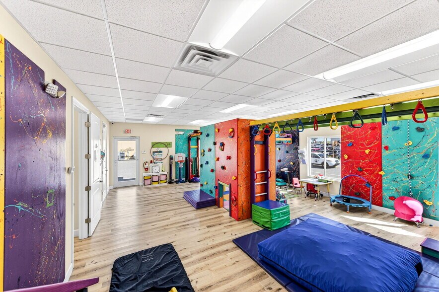 More Photos Of 6520 3rd St, Rockledge Medical For Sale