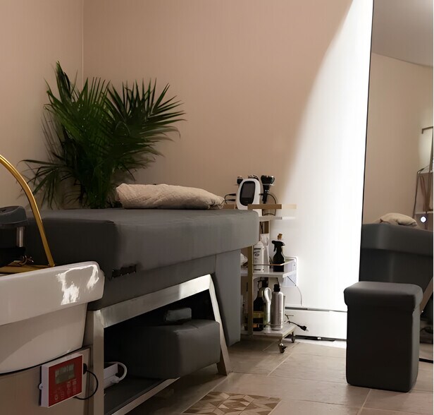 More Photos Of 306 Graham Ave, Brooklyn Apartments For Lease