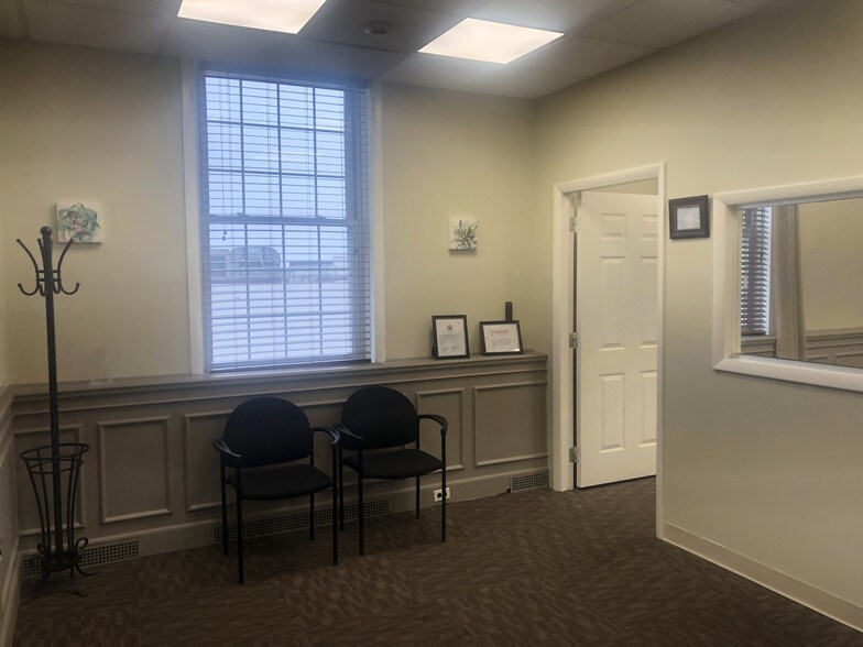 More Photos Of 3017-3023 Hempstead Tpke, Levittown Storefront Retail Office For Lease