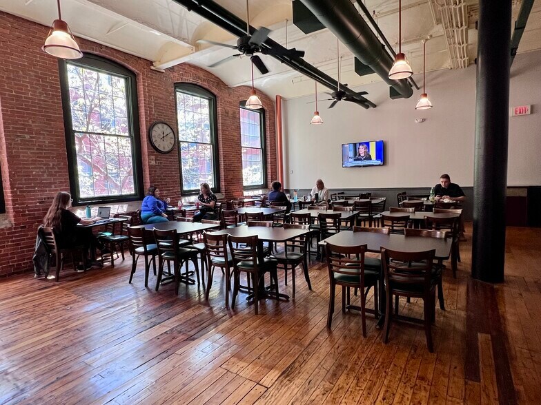 More Photos Of 235 Promenade St, Providence Office For Lease