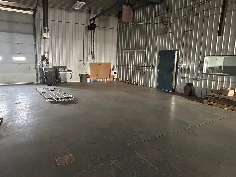 More Photos Of 622 W 1st St, Julesburg Auto Dealership For Sale