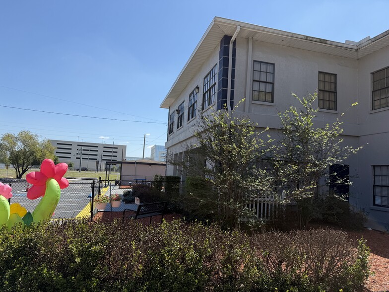 More Photos Of 1511 S US Highway 301, Tampa Office For Sale