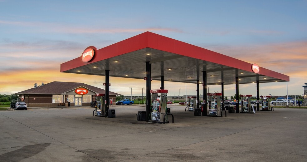 More Photos Of 610 Heartland Way, North Liberty Convenience Store For Sale
