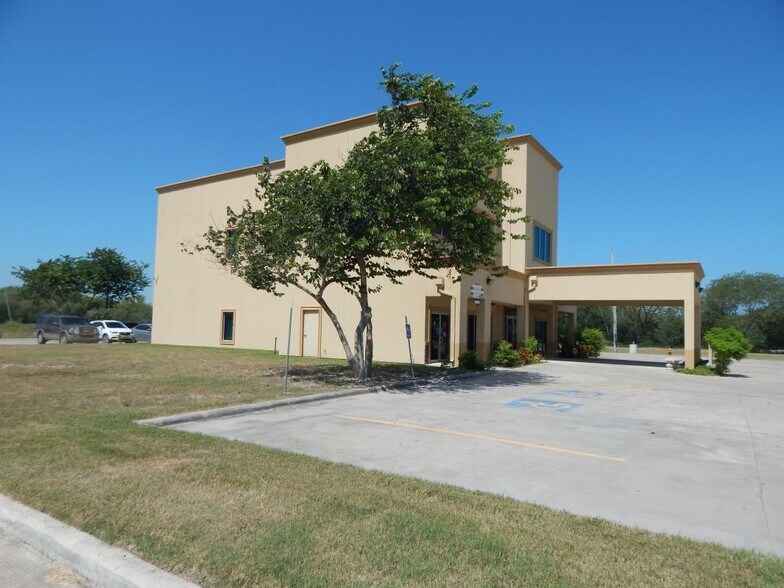 More Photos Of 3701 W Business 83, Harlingen Healthcare For Sale