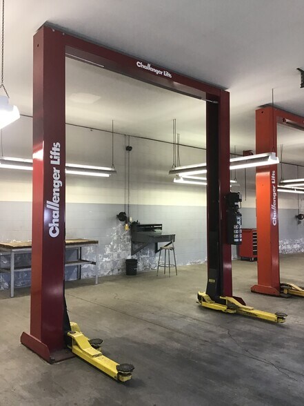 More Photos Of 5212 Preston Hwy, Louisville Industrial For Sale