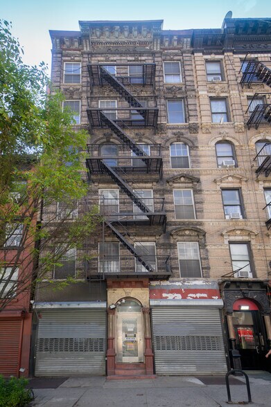 More Photos Of 510 Ninth Ave, New York Apartments For Lease