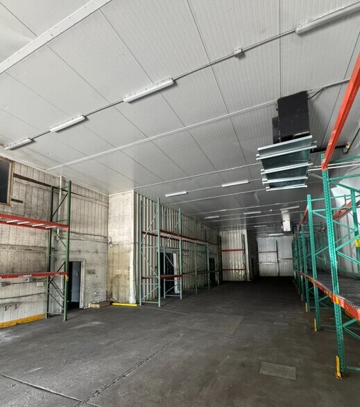 More Photos Of 1111 W Main St, Lakeland Industrial For Sale