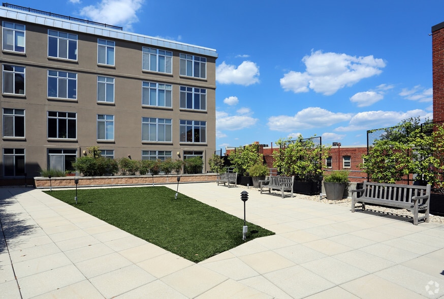 More Photos Of 1375 Kenyon St NW, Washington Apartments For Lease