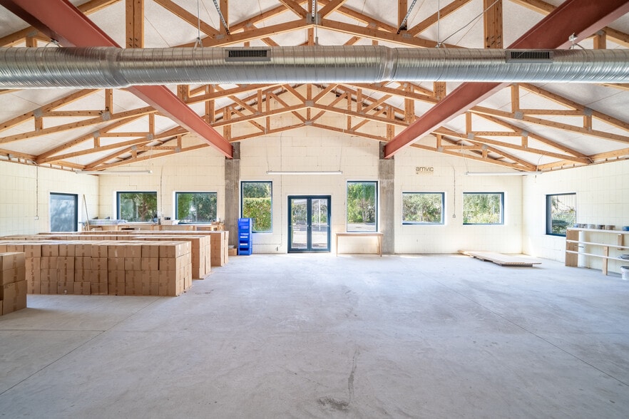 More Photos Of 28384 US Highway 19 N, Clearwater General Retail For Sale