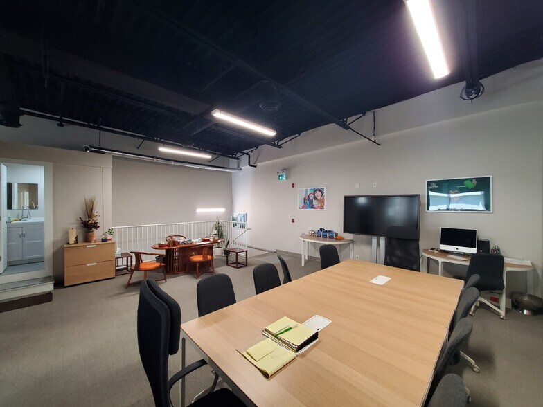 More Photos Of 8889 Laurel St, Vancouver Warehouse For Lease