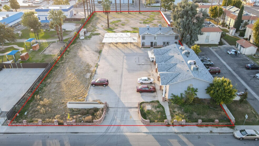 More Photos Of 4023 O St, Bakersfield Apartments For Sale