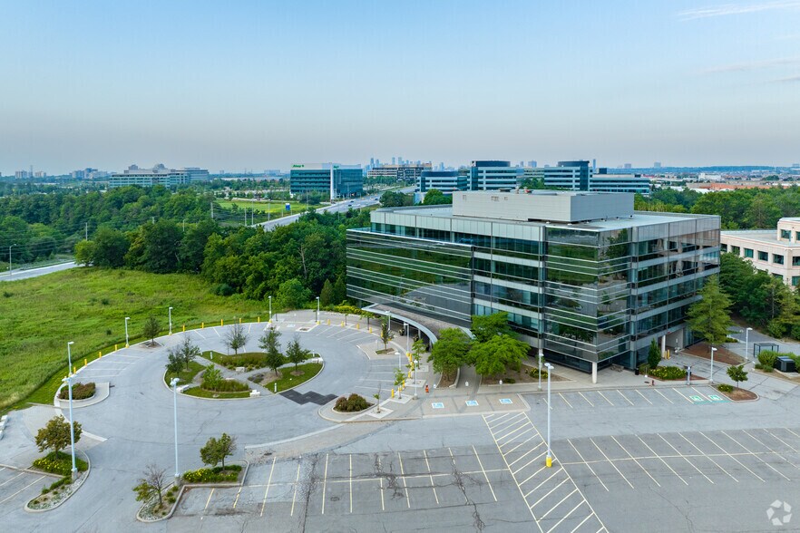 More Photos Of 5060 Spectrum Way, Mississauga Coworking Space