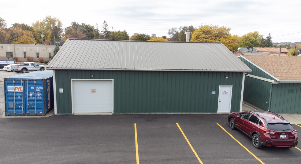 More Photos Of 1800 Broadway Ave N, Rochester Storefront Retail Office For Sale