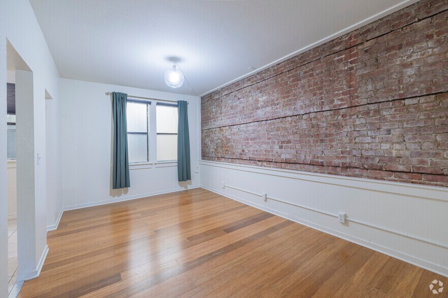 More Photos Of 147 W Richmond Ave, Richmond Apartments For Sale