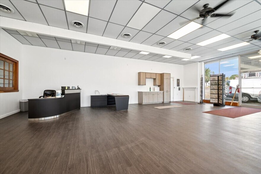 More Photos Of 401 State Route 202, Raritan Freestanding For Sale