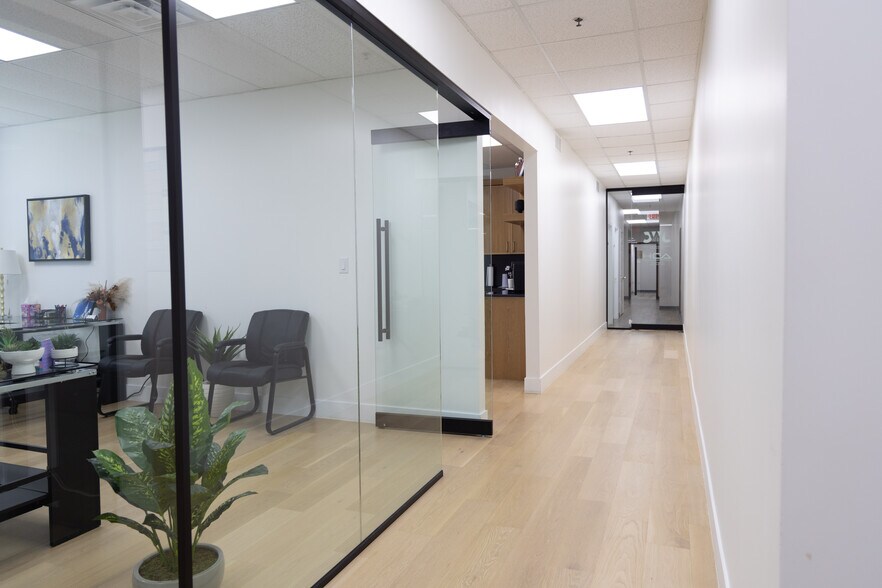 More Photos Of 515 W Southlake Blvd, Southlake Medical For Lease