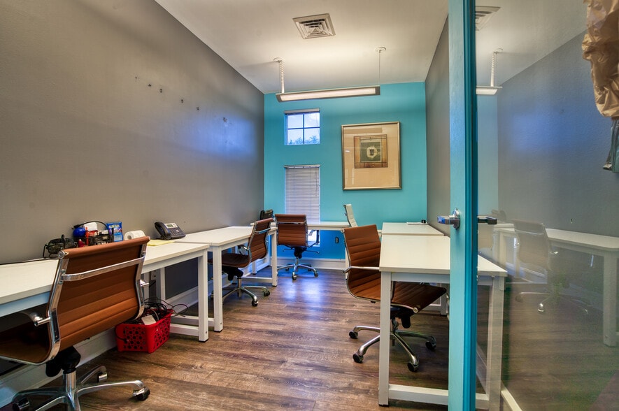 More Photos Of 2330 W Horatio St, Tampa Medical For Lease