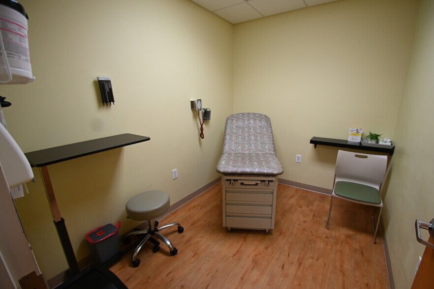 More Photos Of 5115 Palafox St, Pensacola Freestanding For Lease