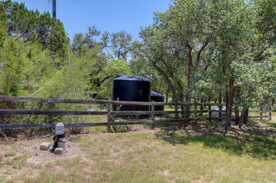 More Photos Of 15425 Fitzhugh Rd, Dripping Springs Land For Sale