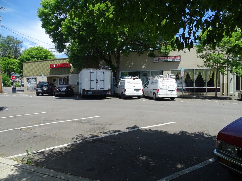 More Photos Of 308-318 NE 5th Ave, Camas Storefront For Lease