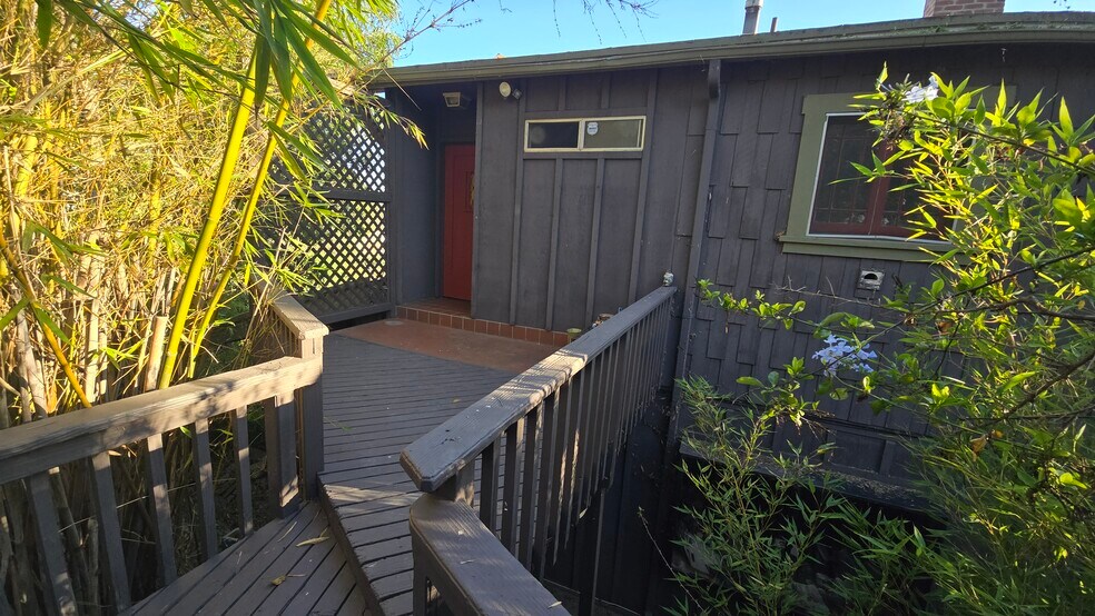 More Photos Of 4739 Huntington Dr N, Los Angeles Apartments For Sale