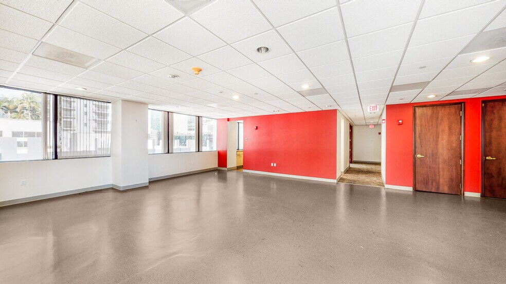 More Photos Of 1200 Brickell Ave, Miami Office For Sale