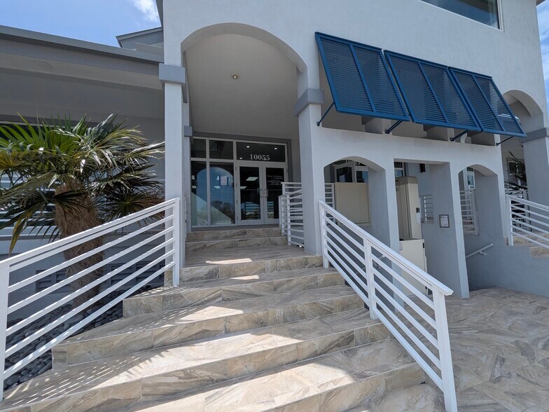 More Photos Of 10045 Overseas Hwy, Marathon Medical For Lease