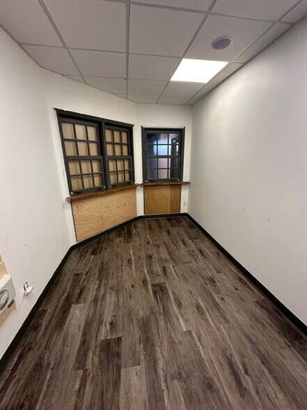 More Photos Of 2233 N Burdick St, Kalamazoo Freestanding For Sale