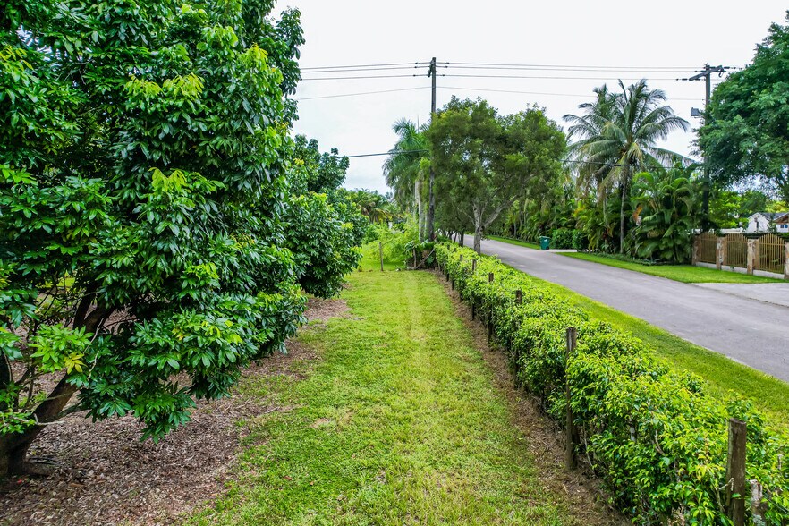 More Photos Of SW 236th Ave, Homestead Land For Sale