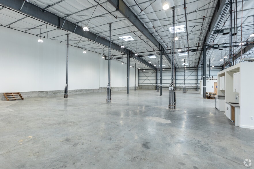 More Photos Of 1409 Egbert Ave, San Francisco Industrial For Lease