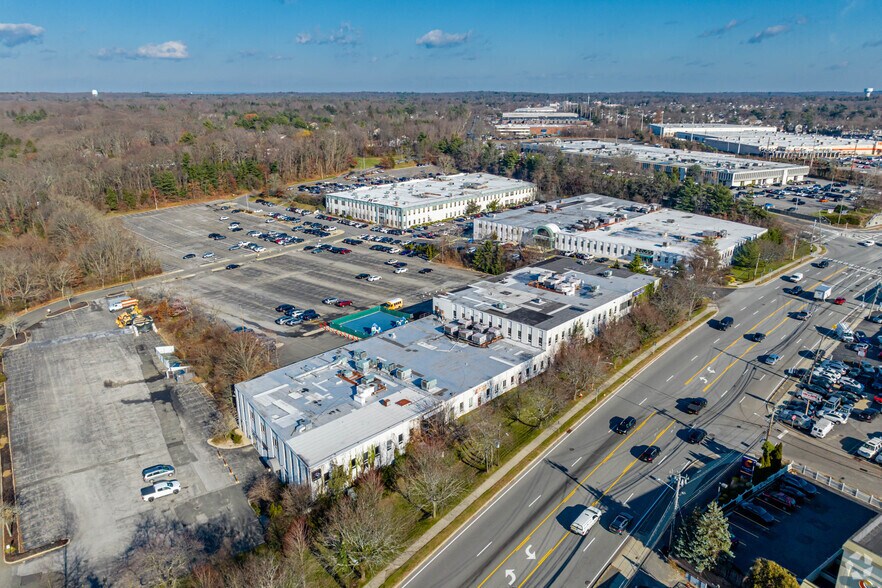 More Photos Of 6801 Jericho Tpke, Syosset Office For Lease