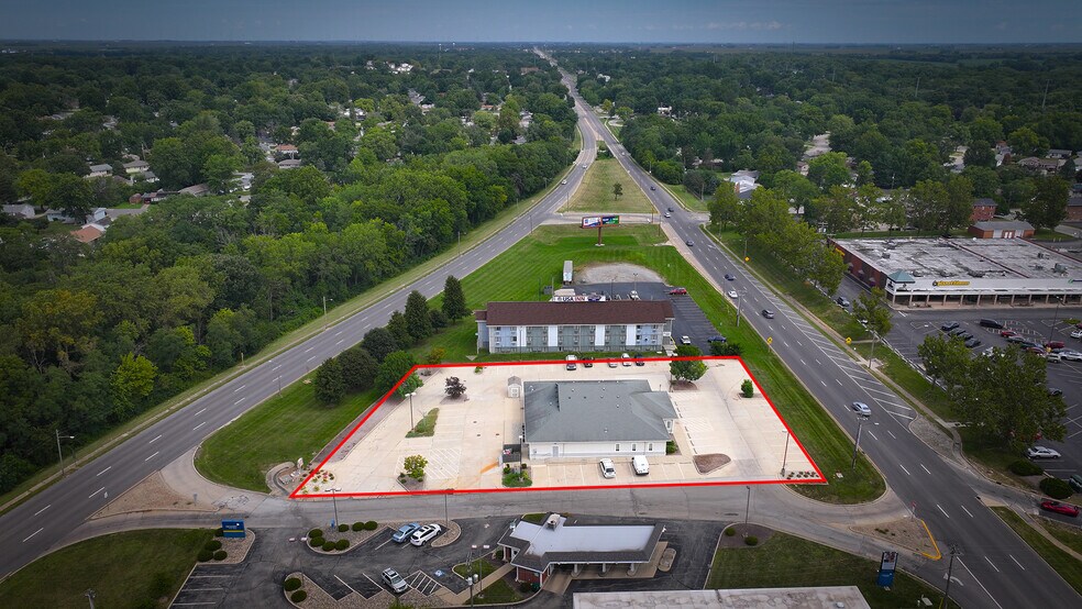 More Photos Of 3131 N Water St, Decatur Medical For Sale