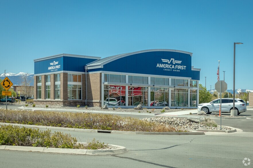 More Photos Of 1310 Scheels Dr, Sparks Unknown For Lease