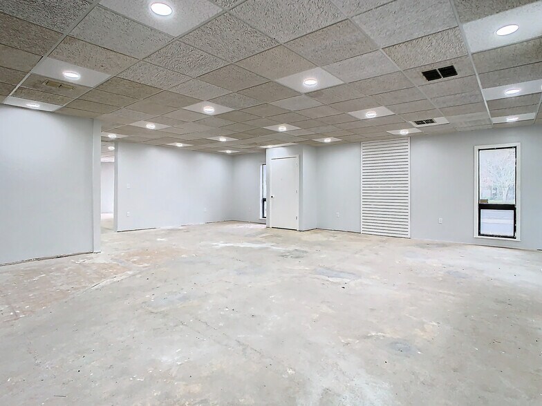 More Photos Of 6430 Madison St, New Port Richey Medical For Sale