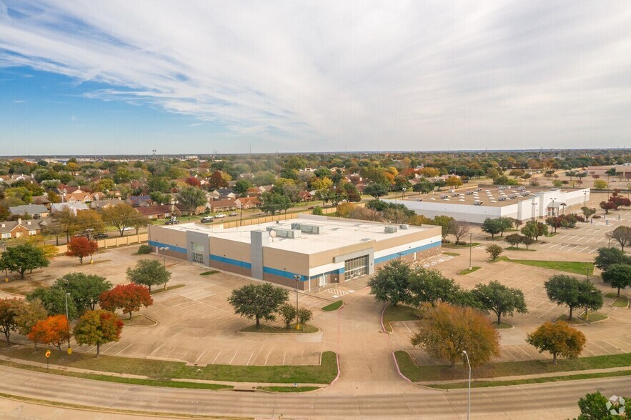 More Photos Of 3733 W Emporium Cir, Mesquite General Retail For Sale