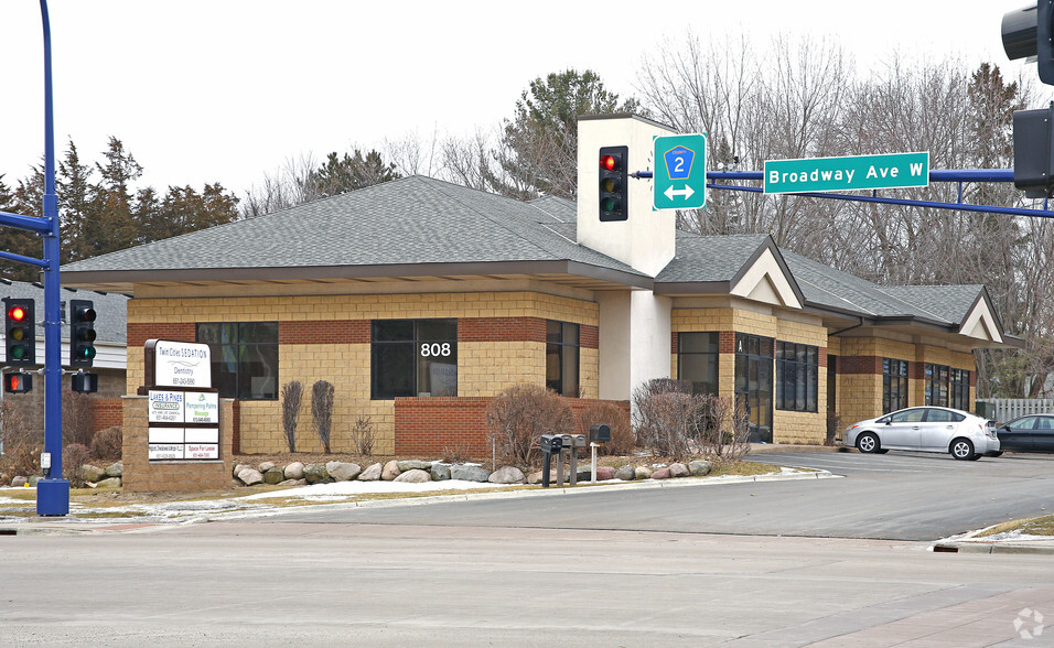 Primary Photo Of 808 W Broadway Ave W, Forest Lake Office For Lease