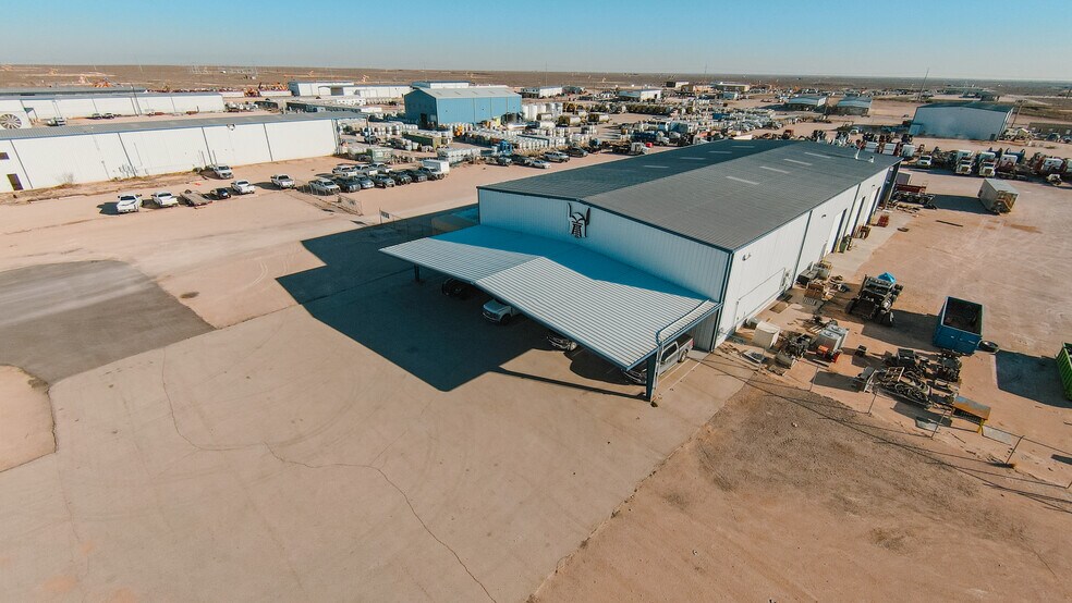 More Photos Of 8511 W Interstate 20, Midland Warehouse For Lease
