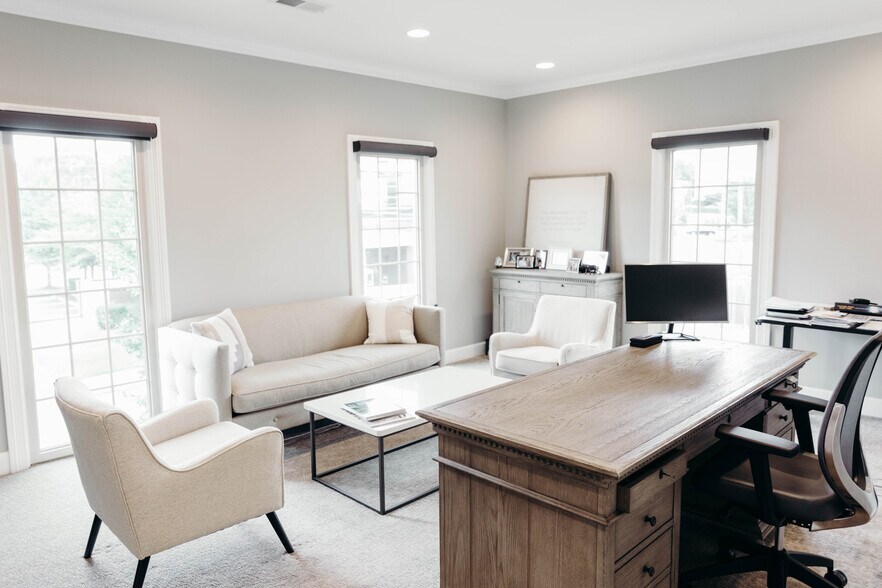 More Photos Of 110 30th Ave S, Nashville Office For Sale