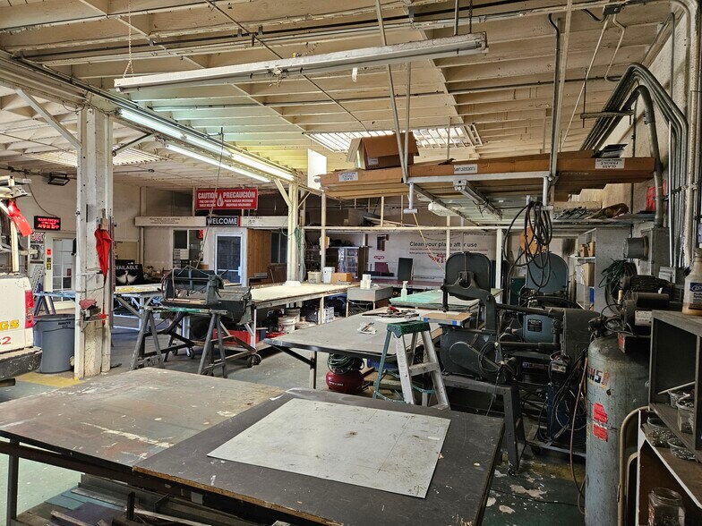 More Photos Of 4922 S Figueroa St, Los Angeles Storefront For Sale