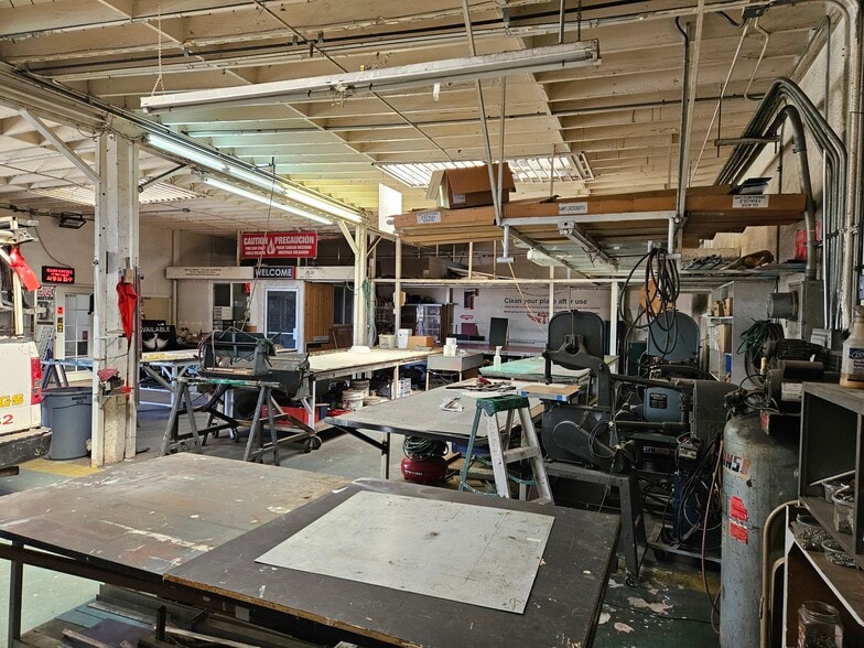 More Photos Of 4922 S Figueroa St, Los Angeles Storefront For Sale