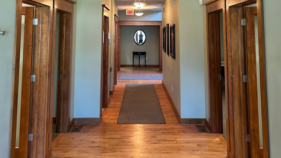 More Photos Of 3839 Easton Ave, Bethlehem Office For Sale