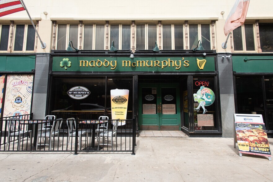 More Photos Of 420 E Houston St, San Antonio Storefront Retail Office For Lease