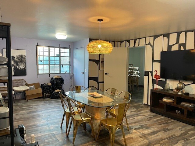 More Photos Of 1390 Newport Ave, Long Beach Service For Sale