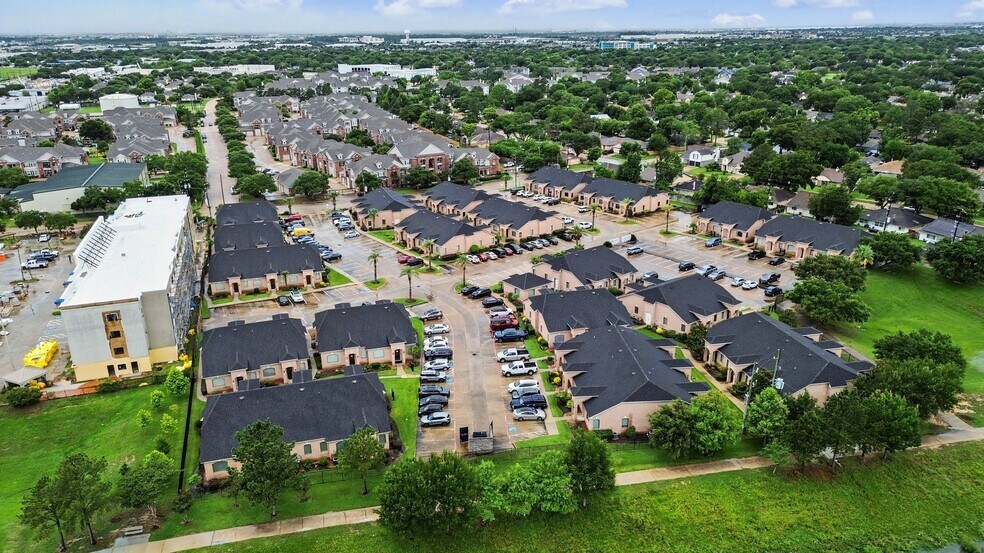 More Photos Of 1810 Snake River Rd, Katy Medical For Sale